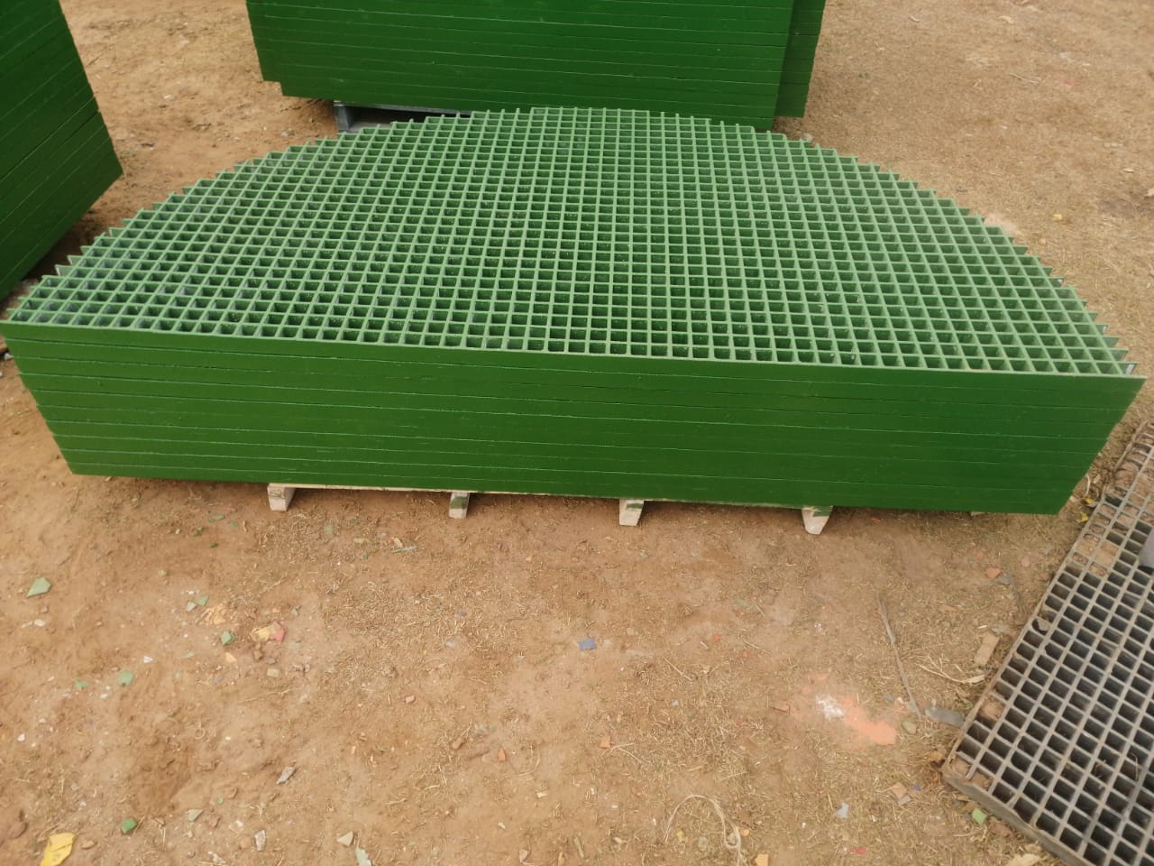 ISO (Chemical Resistant at lower Temperatures) 30/38/38 Fibreglass 1220x3660 - Image 2