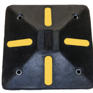 Road quip Speed Bump Square Rubber White Dots